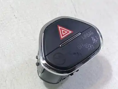 Second-hand car spare part hazard warning lights for opel corsa e (x15) 1.3 cdti (08, 68) oem iam references 39031634