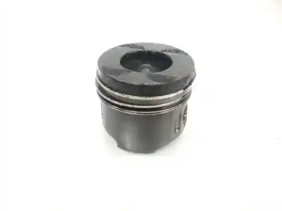 Second-hand car spare part piston for clase c clase c berlina 2.2 cdi oem iam references a6460300517  a6460300517