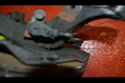 Second-hand car spare part front right knuckle for suzuki swift berlina (mz) 1.3 16v cat oem iam references 4511162j10  4j10