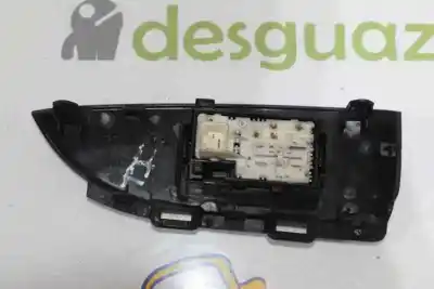 Pezzo di ricambio per auto di seconda mano comandi alzacristalli posteriore sinistro per toyota prius (zvw30) 1.8 73kw riferimenti oem iam 7427247060  7427247060