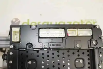 Pezzo di ricambio per auto di seconda mano impianto audio / radio cd per toyota prius (zvw30) 1.8 73kw riferimenti oem iam 8612047331  8612047331