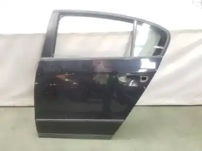 Recambio de automóvil de segunda mano de puerta trasera izquierda para volkswagen passat berlina 1.6 tdi dpf referencias oem iam 3c5833055h  