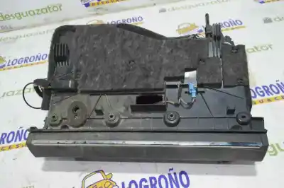 Second-hand car spare part glove compartment for clase c clase c familiar 2.1 cdi oem iam references a2046800098  2046800098