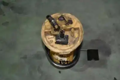 Peça sobressalente para automóvel em segunda mão bomba de combustivel por bmw 3 (e46) 320 d referências oem iam 16146768488  16146768488