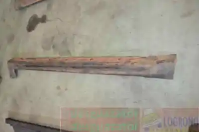 Second-hand car spare part side skirt for opel antara 2.0 cdti oem iam references 96816962