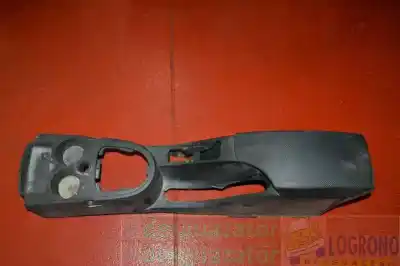 Pezzo di ricambio per auto di seconda mano BRACCIOLO CENTRALE per SEAT ALTEA  Riferimenti OEM IAM 5P0863243F  5P0863761A