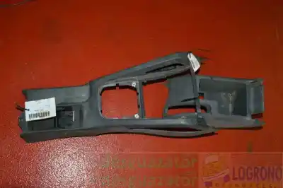 Pièce détachée automobile d'occasion Console Centrale pour VOLKSWAGEN GOLF V BERLINA (1K1) 1.9 TDI Références OEM IAM 1K0863323  1K0863323