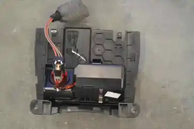 Second-hand car spare part ashtray for audi a4 b8 (8k2) 2.0 tdi oem iam references 8k0857951c  8k0857951c