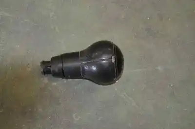 Second-hand car spare part gear lever knob for volkswagen caddy ka/kb (2k) 1.9 tdi oem iam references 2k0711113