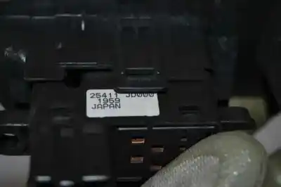 Pezzo di ricambio per auto di seconda mano comandi alzacristalli posteriore sinistro per nissan qashqai / qashqai +2 i (j10, nj10, jj10e) 1.5 dci riferimenti oem iam 25411jd000  25411jd000