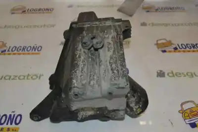 Автозапчастина б/у ПОВІТРЯНИЙ ФІЛЬТР для SKODA ROOMSTER (5J7)  Посилання на OEM IAM 6Q0129607AR  6Q0129607AR