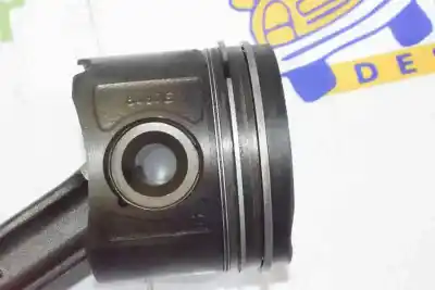 Second-hand car spare part piston for bmw x3 (e83) 2.0d oem iam references 11257803033  11257803033