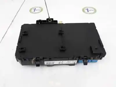 Peça sobressalente para automóvel em segunda mão caixa de fusíveis e relés por opel astra gtc 1.9 16v cdti cat (z 19 dth / lrd) referências oem iam 13181278  13208748