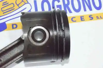 Pezzo di ricambio per auto di seconda mano PISTONE per BMW 3 (G20, G80, G28)  Riferimenti OEM IAM 11247790515  11247790515