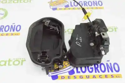 Second-hand car spare part left front door lock for bmw x3 (e83) 2.0 d oem iam references 51217167067  51217202145