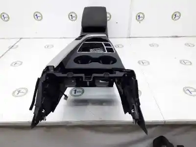 Автозапчасти б/у центральный подлокотник за audi a4 b9 (8w2, 8wc) 2.0 tdi ссылки oem iam 8w1863241b  8w1863241d