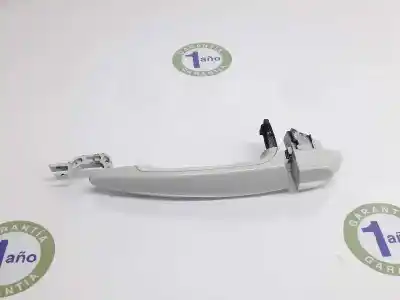 Peça sobressalente para automóvel em segunda mão puxador exterior frente direito por bmw serie 1 berlina 2.0 16v d referências oem iam 51217060652