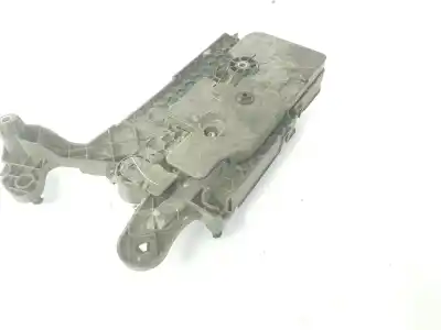 Автозапчастина б/у середній для seat leon st (5f8) 1.6 tdi посилання на oem iam 5q0915331k  5q0915331k