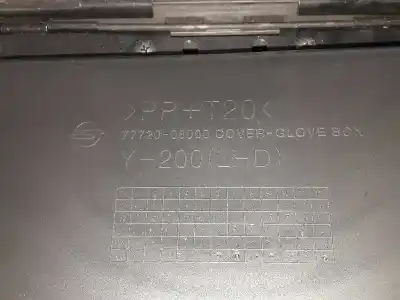 Автозапчастина б/у бардачок для ssangyong rexton w 2.0 td посилання на oem iam 7772008000  7770008005eam