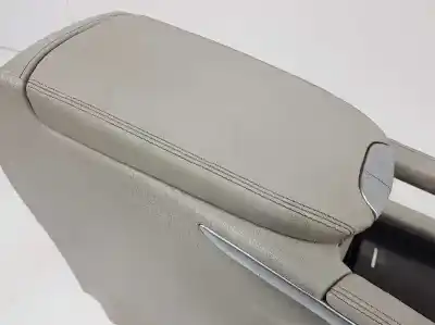 Second-hand car spare part center armrest for clase c clase m 3.0 cdi oem iam references a1646801052  1646801052
