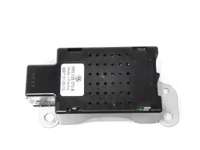 Автозапчасти б/у антенный усилитель за volkswagen golf vi variant (aj5) 1.6 tdi dpf ссылки oem iam 5m0035570b  5m0035570b
