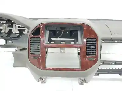 Автозапчастина б/у панель приладів для mitsubishi montero (v60/v70) 3.2 di-d avance посилання на oem iam mr532854  mr532854