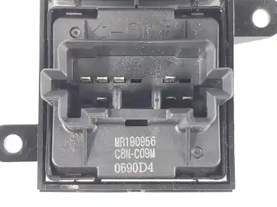 Second-hand car spare part rearview side mirror switch for mitsubishi montero iii (v7_w, v6_w) 3.2 di-d (v68w) oem iam references mr190956  mr190952