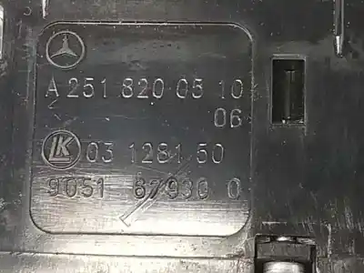 Peça sobressalente para automóvel em segunda mão botão / interruptor elevador vidro traseiro esquerdo por mercedes clase m 3.0 cdi referências oem iam a2518200510 2518200510 