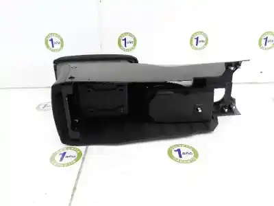 Автозапчасти б/у центральный подлокотник за mitsubishi outlander (cw0) 2.0 di-d cat ссылки oem iam 8011a083  8011a165xa