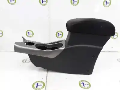 Автозапчасти б/у центральный подлокотник за mitsubishi outlander (cw0) 2.0 di-d cat ссылки oem iam 8011a083