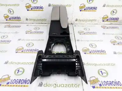 Second-hand car spare part center armrest for clase c clase e lim. 2.1 cdi oem iam references a2046800179  a2046800179