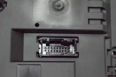 Peça sobressalente para automóvel em segunda mão quadrante por bmw 1 coupé (e82) 120 d referências oem iam 62109187048  62109283803