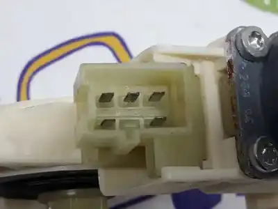 Second-hand car spare part rear right window motor for clase c clase c berlina 2.2 cdi oem iam references a2048200642  961108100 0130822504