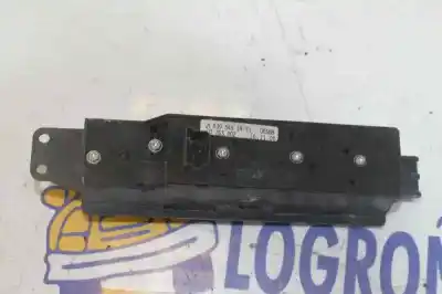 Second-hand car spare part right front power window switch for clase c vito mixto 06.2003 2.1 cdi oem iam references a6395451413  a6395451413