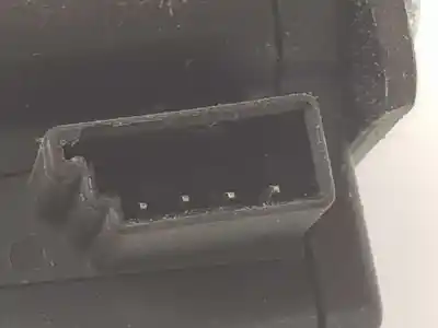 Second-hand car spare part trunk lock for bmw x3 (e83) 2.0 d oem iam references 51247057364  51247057364