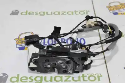 Peça sobressalente para automóvel em segunda mão fechadura da porta dianteira direita por volkswagen golf vi 2.0 16v tsi referências oem iam 5k1837016h