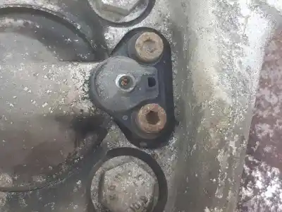 Second-hand car spare part front left knuckle for bmw 5 (e39) 525 tds oem iam references 31211092853  31211092853