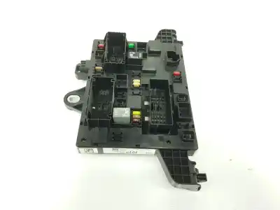 Second-hand car spare part fuse box unit for opel astra j lim. 2.0 16v cdti oem iam references 13343950  13343950