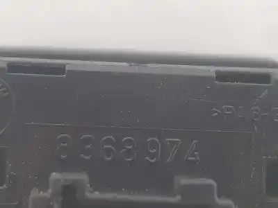 Pezzo di ricambio per auto di seconda mano comando alzacristalli posteriori destro per bmw 5 (e39) 525 tds riferimenti oem iam 8368974  61318368974