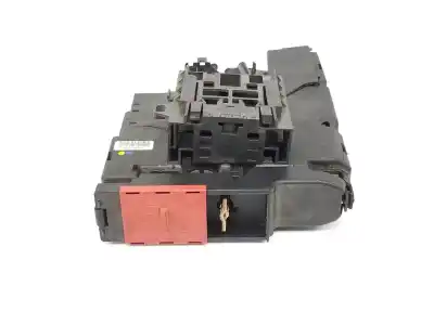 Second-hand car spare part fuse box unit for clase c clase c lim. 2.1 cdi oem iam references a2075400640