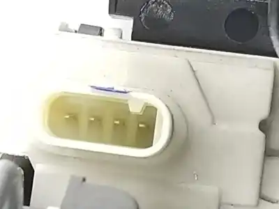 Автозапчасти б/у замок левой передней двери за clase c clase c lim. 2.1 cdi ссылки oem iam a2047202735  a2047601534