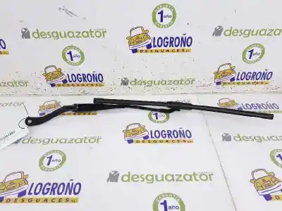 Second-hand car spare part left front windshield wiper arm for clase c clase c berlina 2.1 cdi oem iam references a2048200044  a2048200044