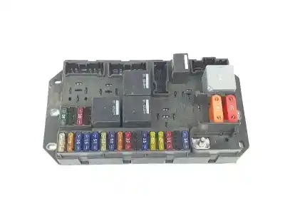 Автозапчасти б/у блок реле/предохранителей за land rover range rover (lm) 3.6 td v8 ссылки oem iam yqe500390