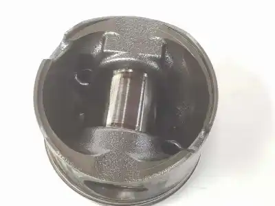 Second-hand car spare part piston for bmw 3 (e90) 320 d oem iam references 11247790515  11247790515