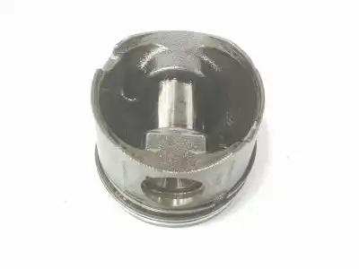 Second-hand car spare part piston for bmw 3 (e90) 320 d oem iam references 11247790515  11247790515