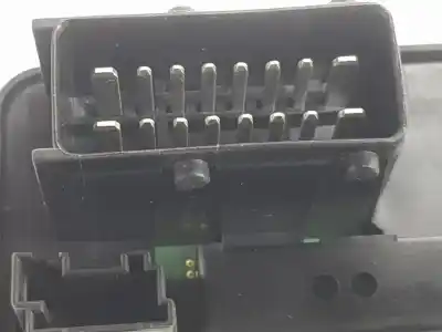 Автозапчасти б/у выключатель левого переднего окна за citroen c3 pluriel 1.4 ссылки oem iam 6490ce  6490ce