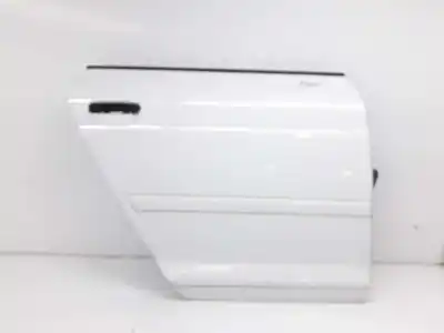 Recambio de automóvil de segunda mano de puerta trasera derecha para audi a3 sportback (8p) 1.6 tdi referencias oem iam 8p4833052a 8p4833052a blanco 