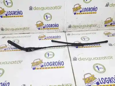 Peça sobressalente para automóvel em segunda mão haste de escova dianteiro direito por bmw serie 1 berlina 2.0 16v d referências oem iam 61617169972