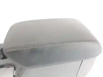 Автозапчасти б/у центральный подлокотник за ford ranger (tke) 2.2 tdci cat ссылки oem iam 5303818  5303818