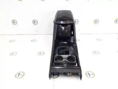 Автозапчастина б/у центральний подлокник для ssangyong rexton w 2.0 td посилання на oem iam 7790008c12  7790008c12lam